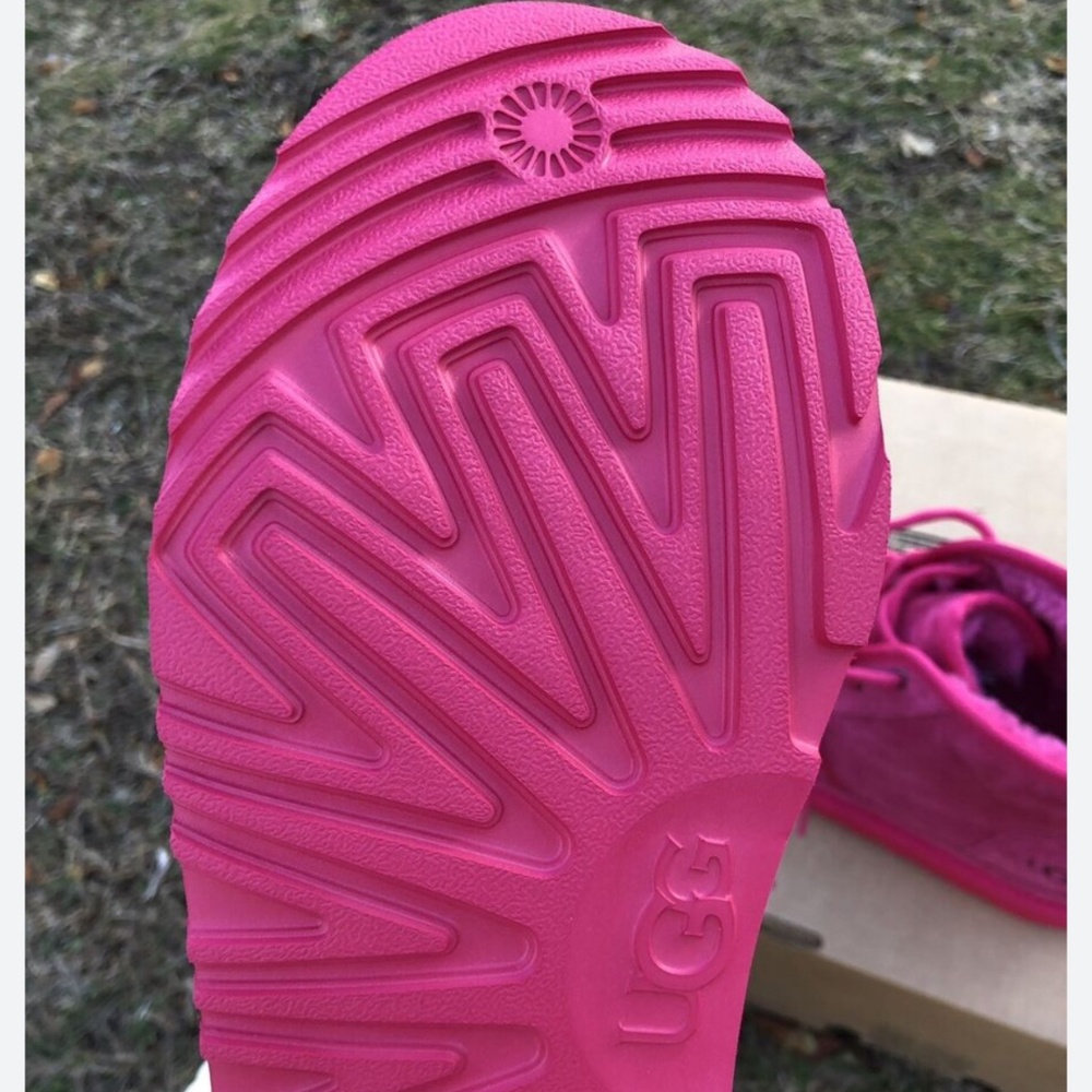UGG Neumel Boot